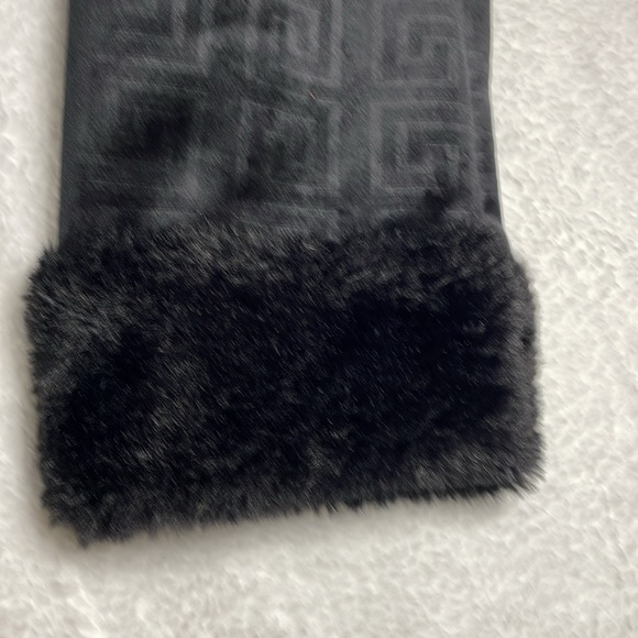 Prestige Original long black Faux Fur coat with designer pattern. Like New CLEAN - Picture 8 of 14